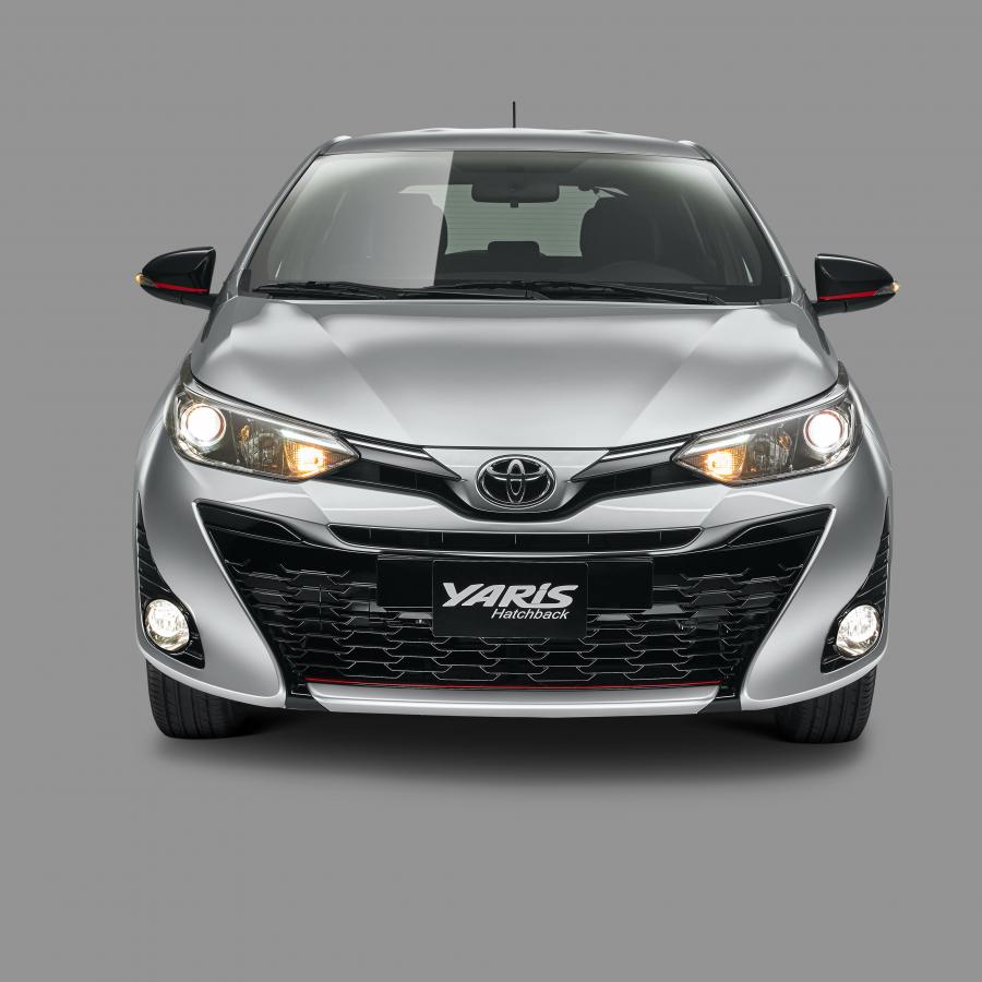  Toyota Yaris S Hatchback 2018 года  (MX) (фото 6 из 7)